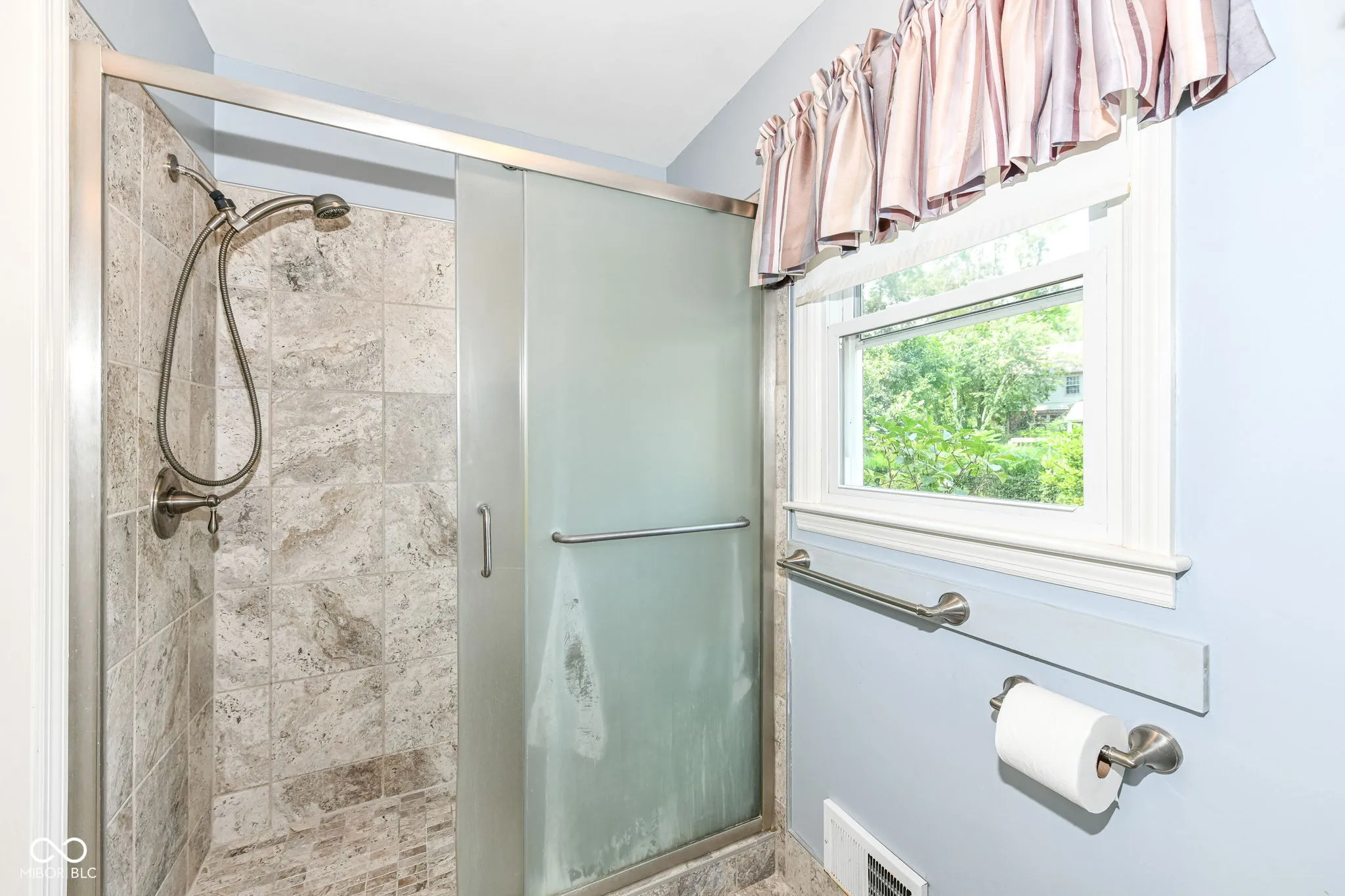 Indianapolis, Indiana 46260, United States, 4 Bedrooms Bedrooms, ,3 BathroomsBathrooms,Residential,Active,178209