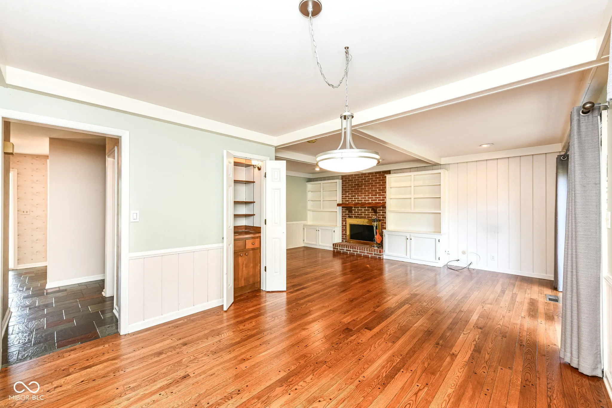 Indianapolis, Indiana 46260, United States, 4 Bedrooms Bedrooms, ,3 BathroomsBathrooms,Residential,Active,178209