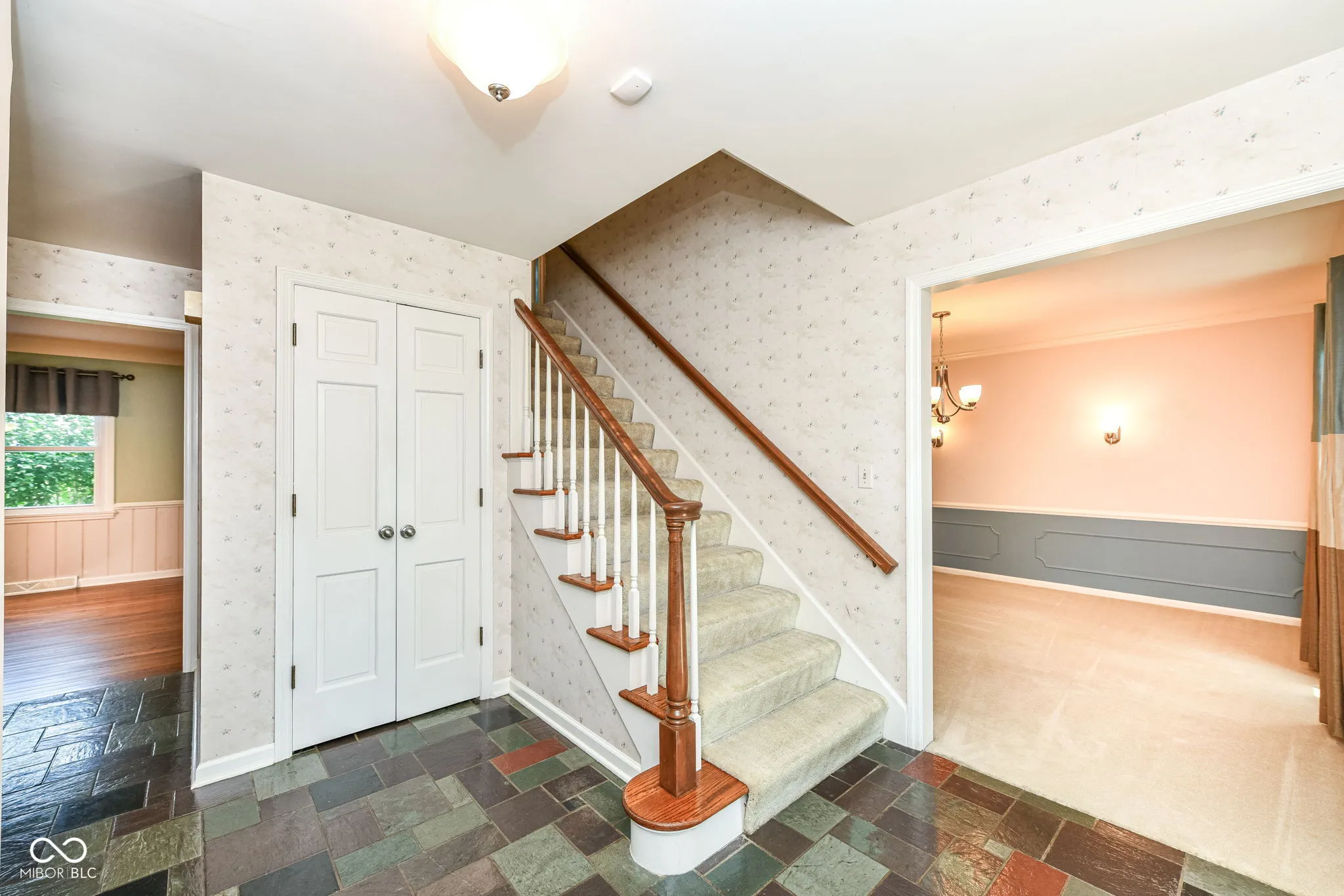 Indianapolis, Indiana 46260, United States, 4 Bedrooms Bedrooms, ,3 BathroomsBathrooms,Residential,Active,178209