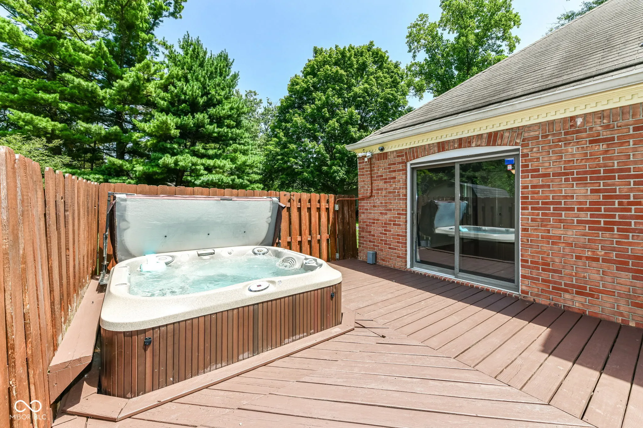 Indianapolis, Indiana 46260, United States, 4 Bedrooms Bedrooms, ,3 BathroomsBathrooms,Residential,Active,178209