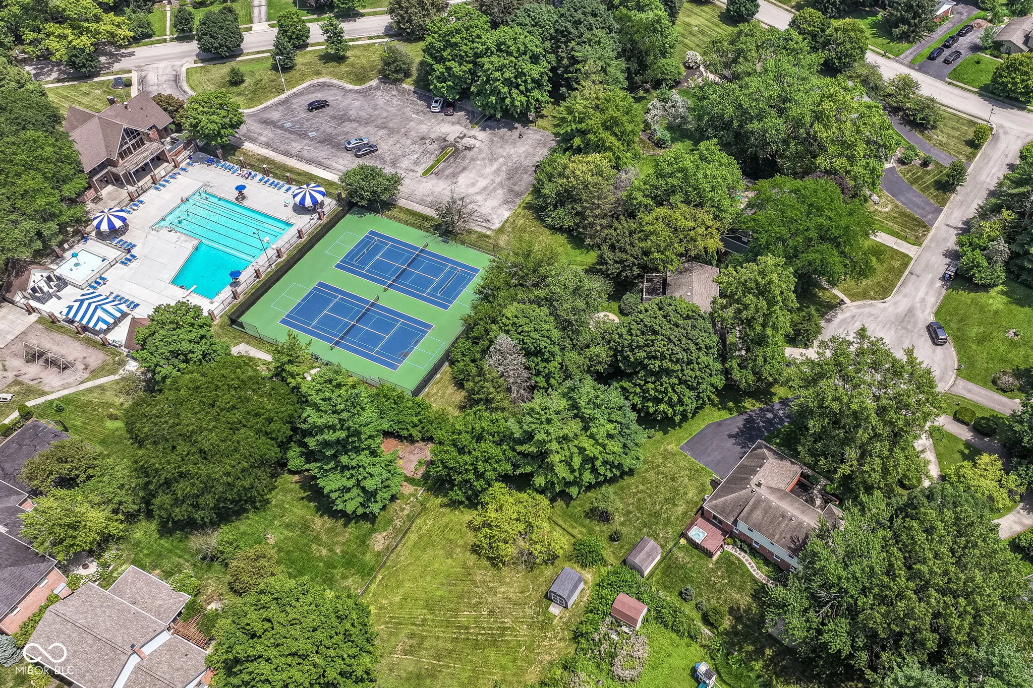 Indianapolis, Indiana 46260, United States, 4 Bedrooms Bedrooms, ,3 BathroomsBathrooms,Residential,Active,178209