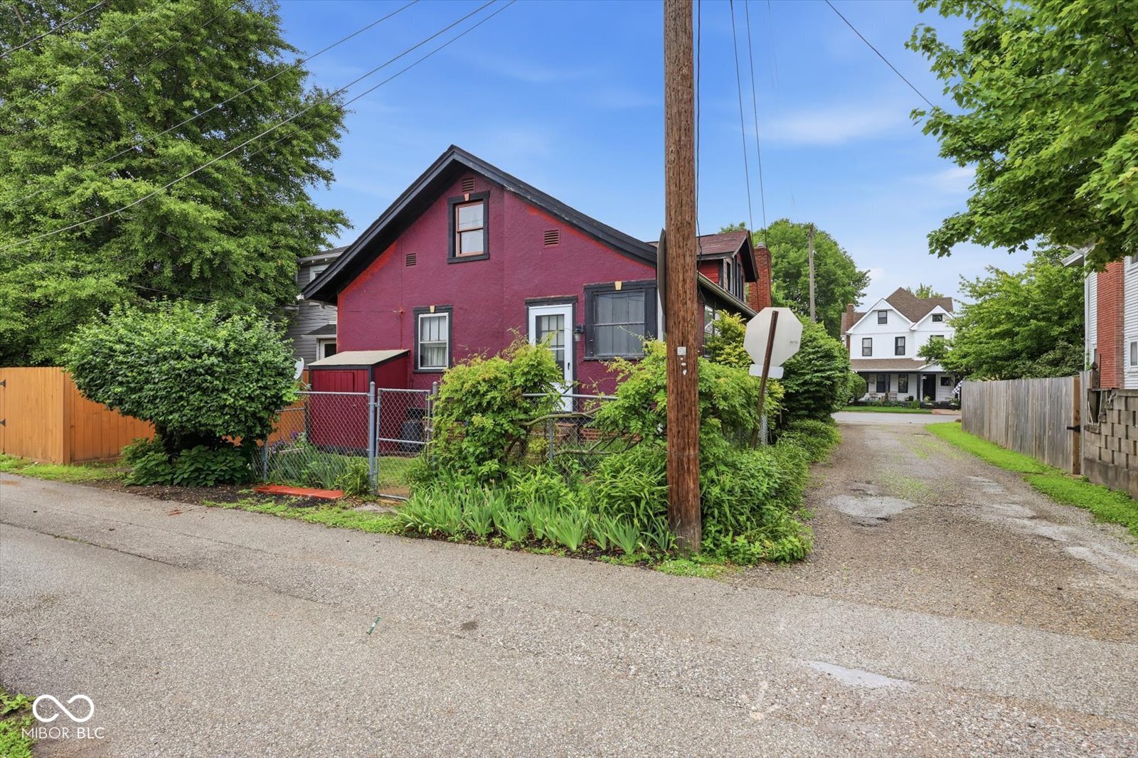 29 W Mechanic Street