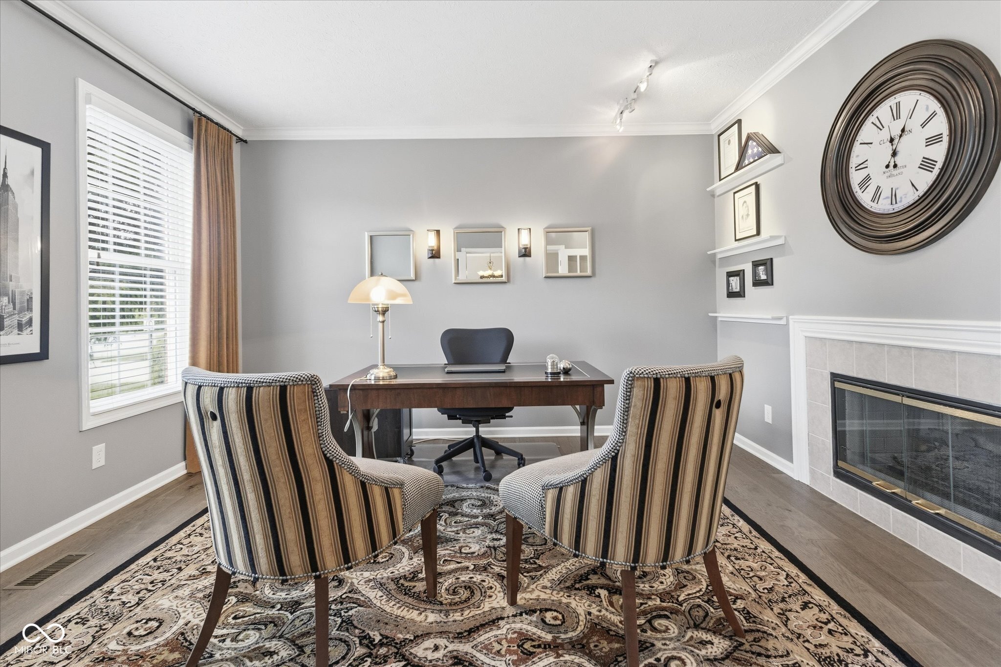 9070 Iris Lane