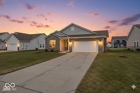 Photo of 1339 LITTLE RODEO Place, Greenwood, IN 46143 (MLS # 22082048)