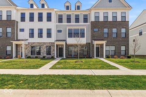 Photo of 3267 Morab Drive, Zionsville, IN 46077 (MLS # 22090939)