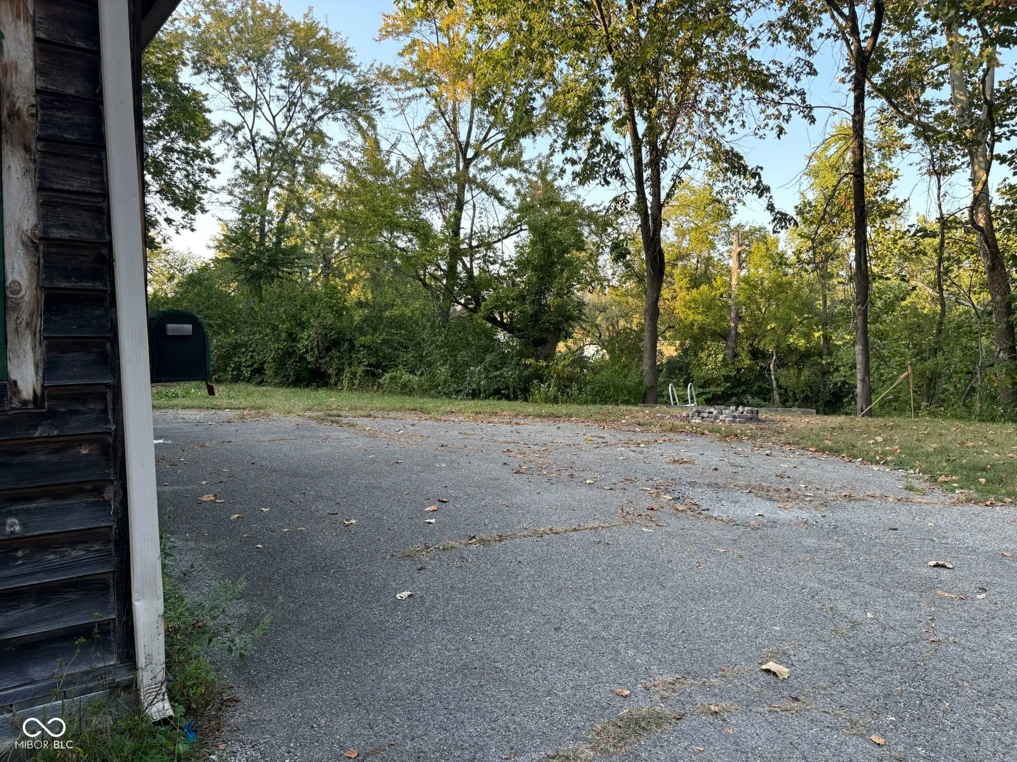 Anderson, Indiana 46016, United States, 2 Bedrooms Bedrooms, ,2 BathroomsBathrooms,Residential,Pending,212613