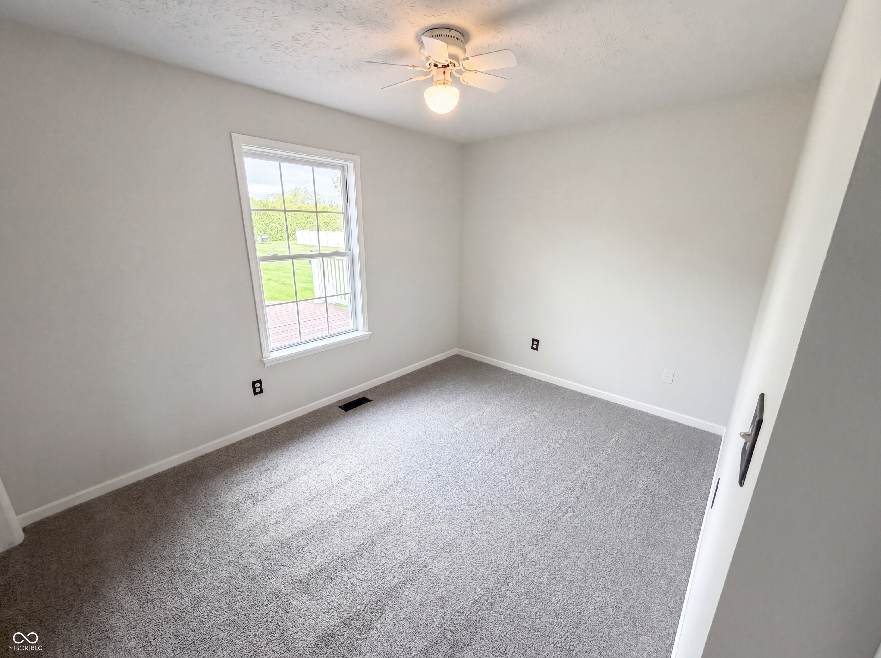 3646 Meadowlark Lane