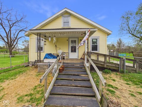Photo of 2103 E Yale Avenue, Muncie, IN 47303 (MLS # 22094986)