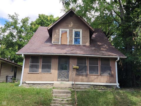 Photo of 1420 W 23rd Street, Indianapolis, IN 46208 (MLS # 22057537)