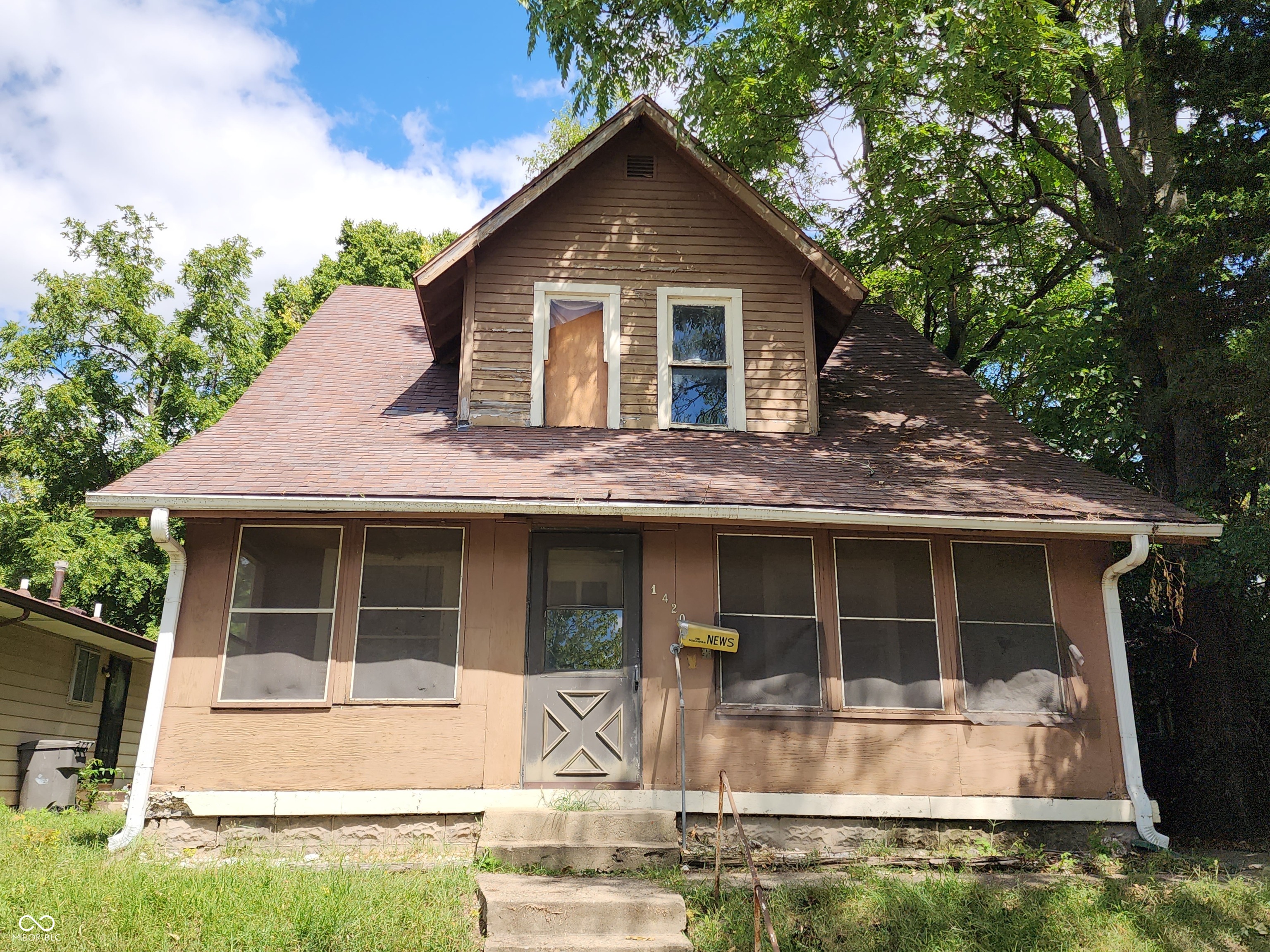 1420 W 23rd Street