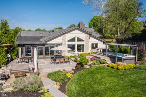 Photo of 4951 Fall Creek Road, Indianapolis, IN 46220 (MLS # 22096546)