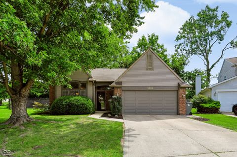 Photo of 5980 Tybalt Circle, Indianapolis, IN 46254 (MLS # 22110638)