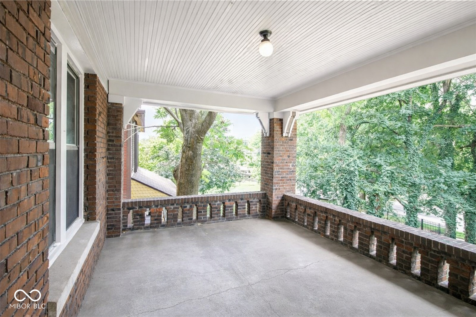 1325 Central Avenue 6