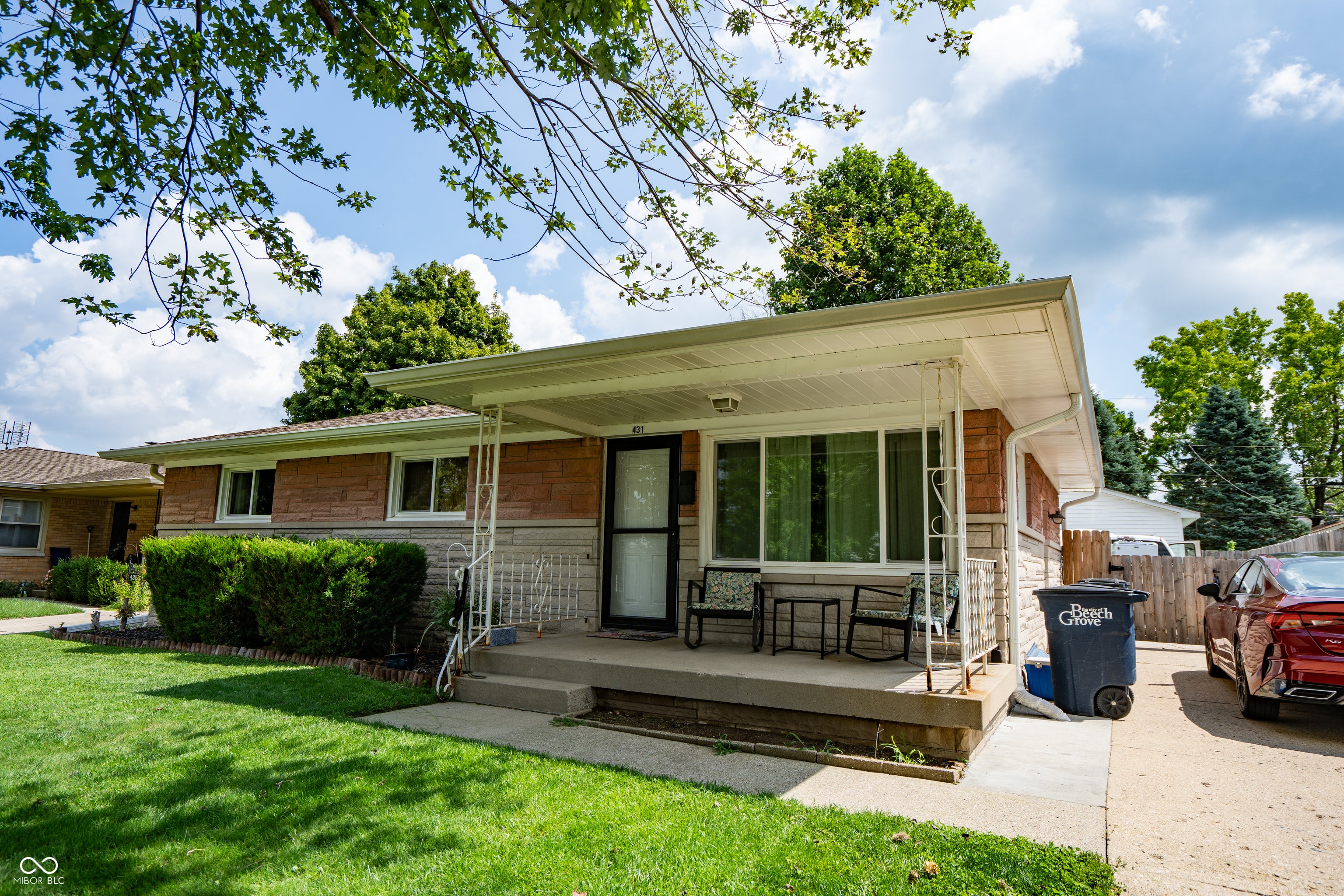 431 N 14th Avenue N