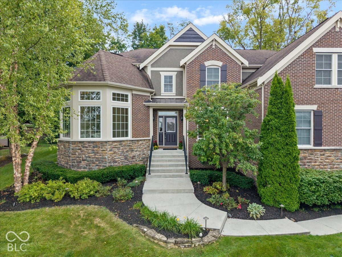 10529 Geist View Drive