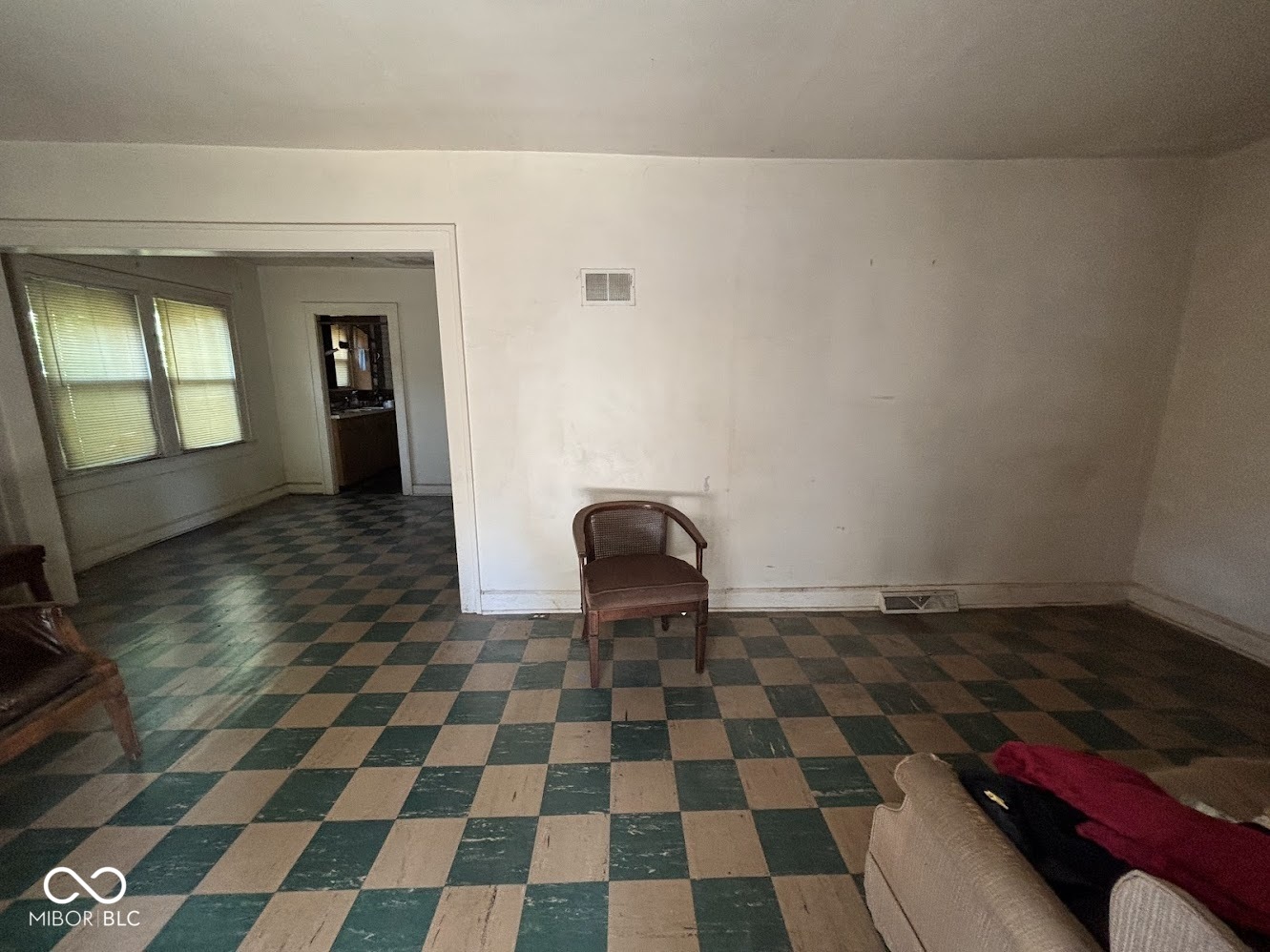1340 W 32nd Street