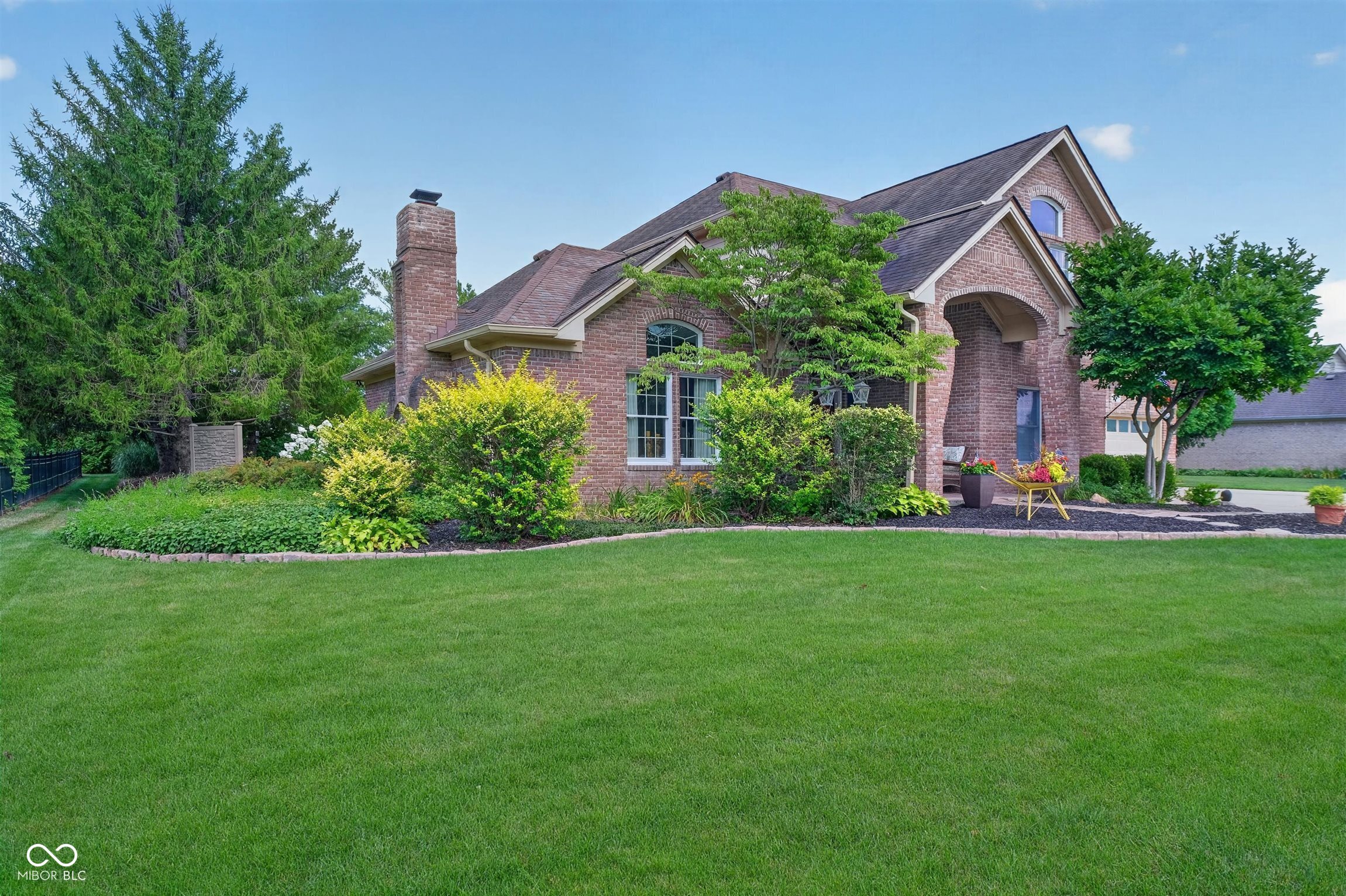 2189 Scarlet Oak Drive