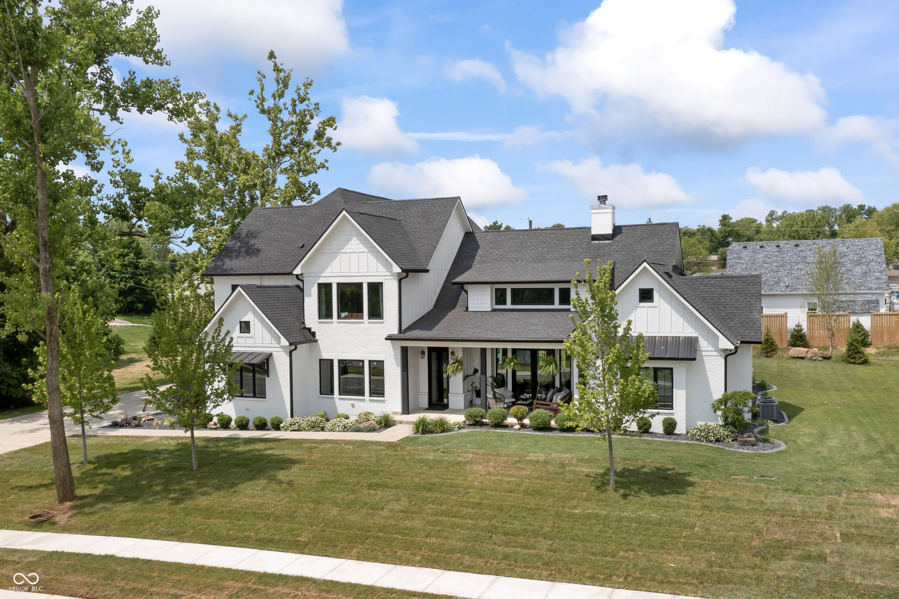 4808 Lakeview Drive