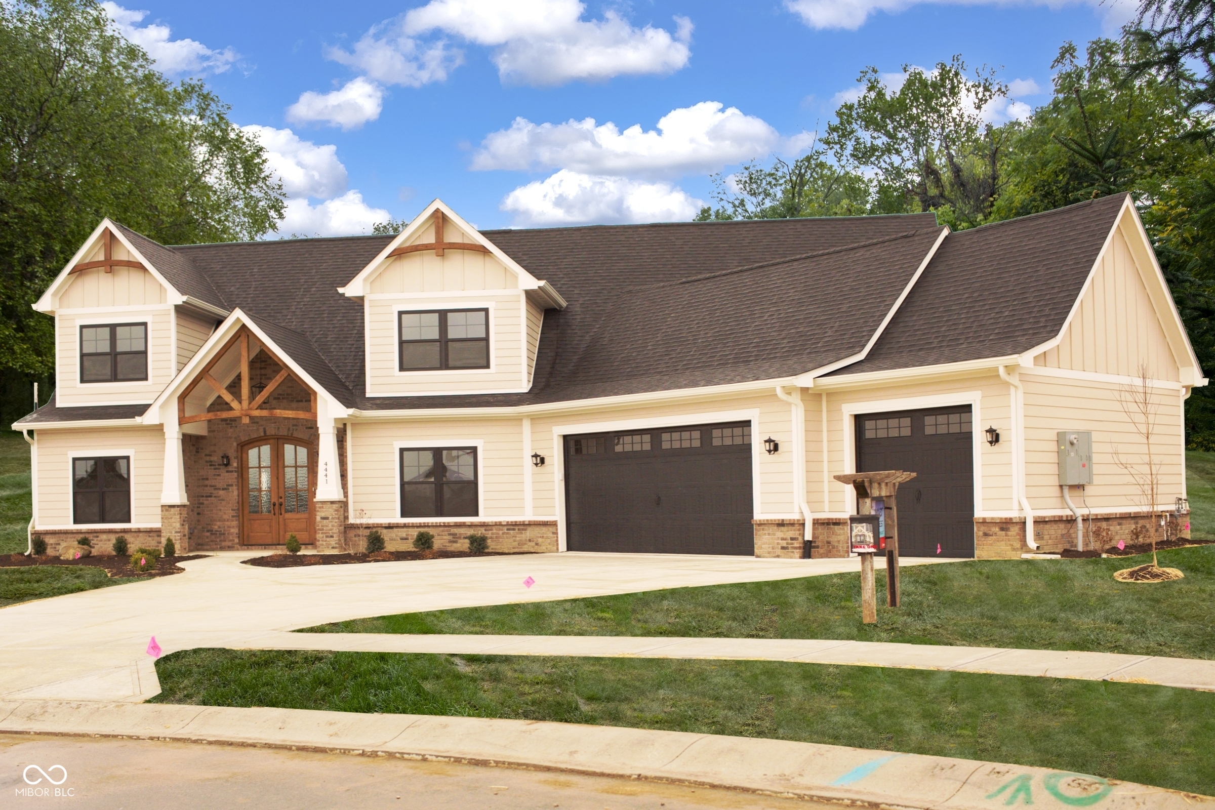 13562 Creekridge Lane