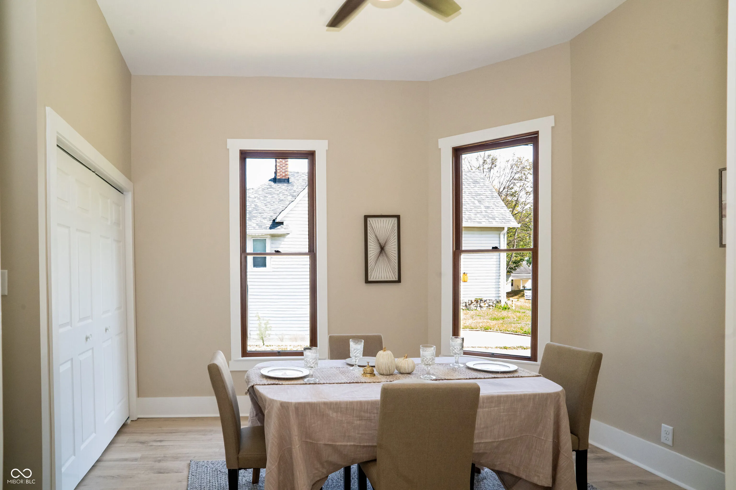 Franklin, Indiana 46131, United States, 4 Bedrooms Bedrooms, ,3 BathroomsBathrooms,Residential,Pending,212614