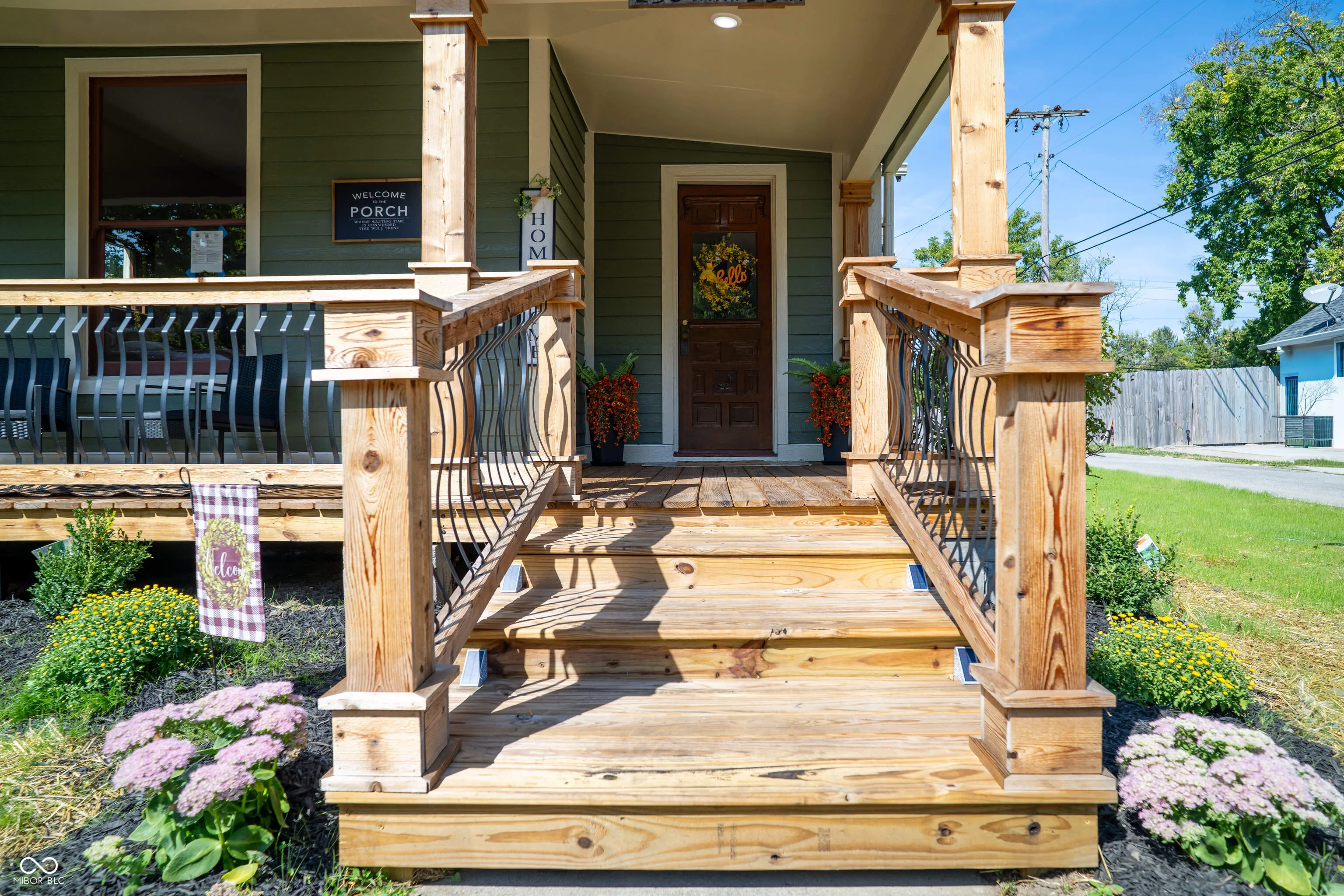 Franklin, Indiana 46131, United States, 4 Bedrooms Bedrooms, ,3 BathroomsBathrooms,Residential,Pending,212614