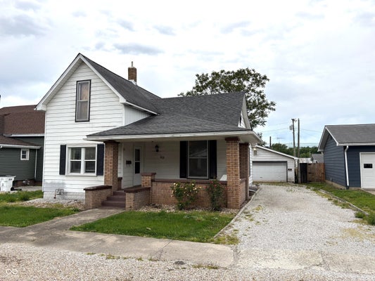 808 WASHINGTON ST, CLAY CITY, IN 47841 - Image ccb17c81dc581e3420548e29fc4bfbbb/3632983594