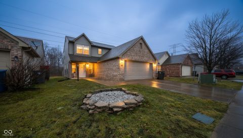 Photo of 5222 Pin Oak Drive, Indianapolis, IN 46254 (MLS # 22085589)