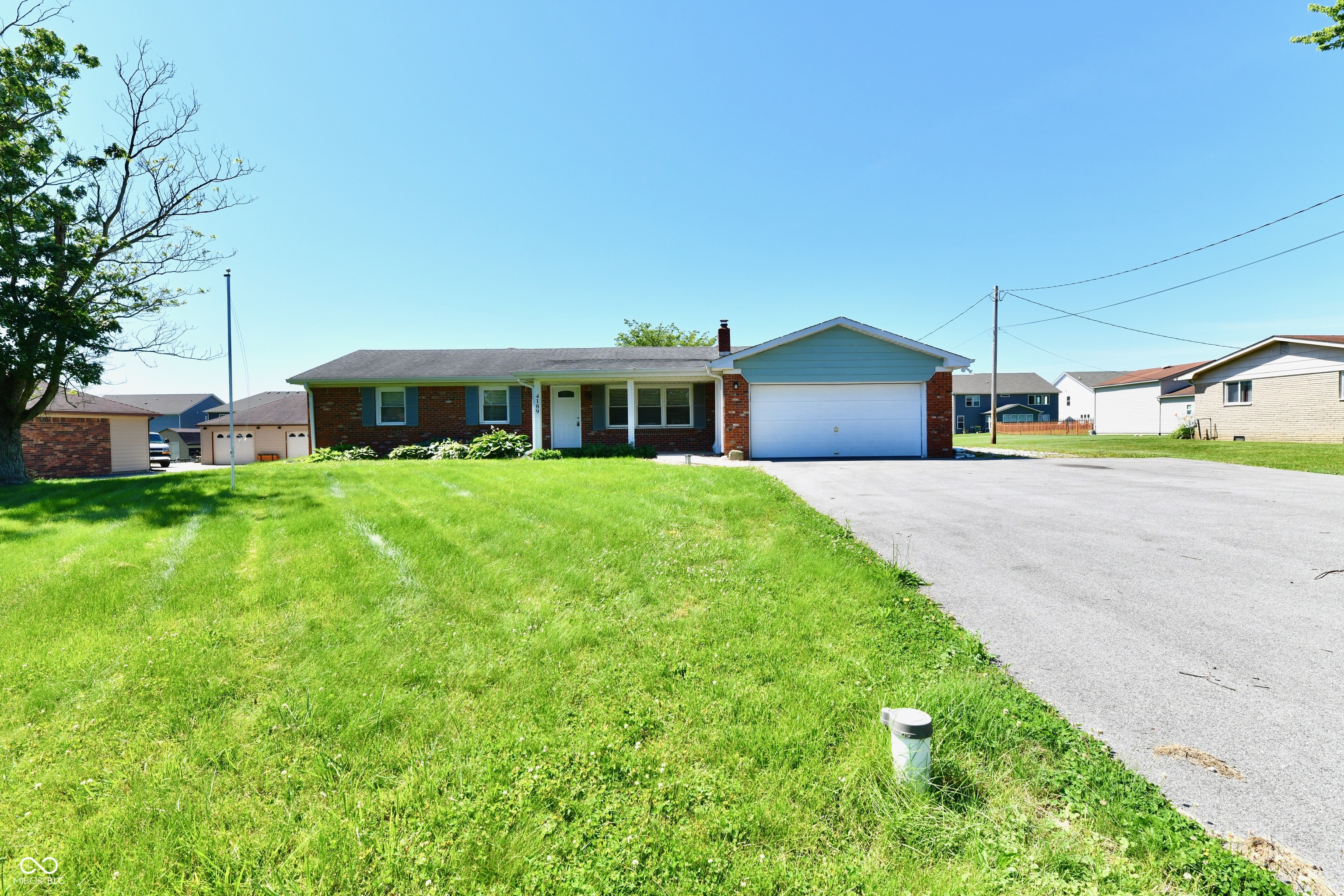 4189 E County Road 100 N