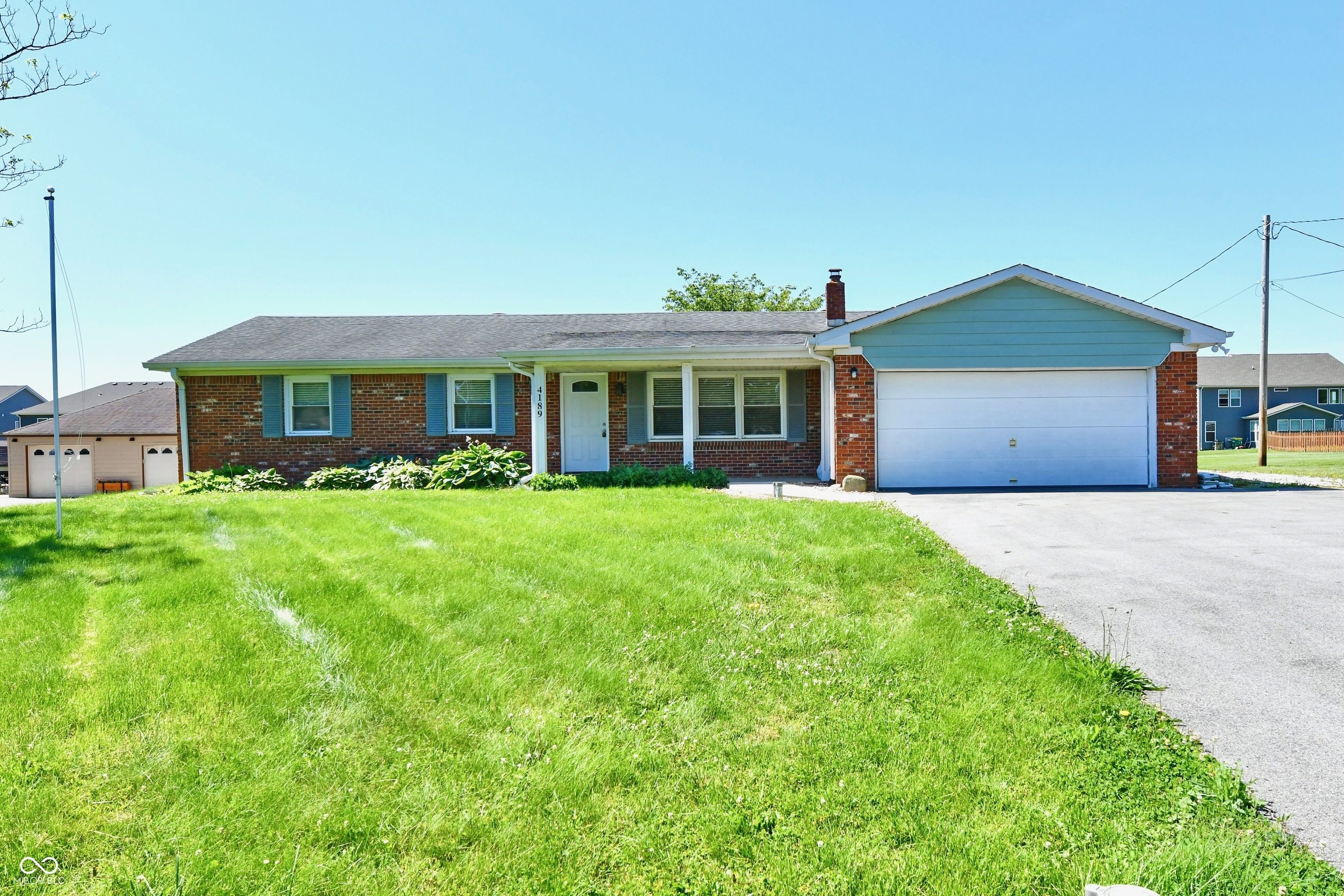 4189 E County Road 100 N