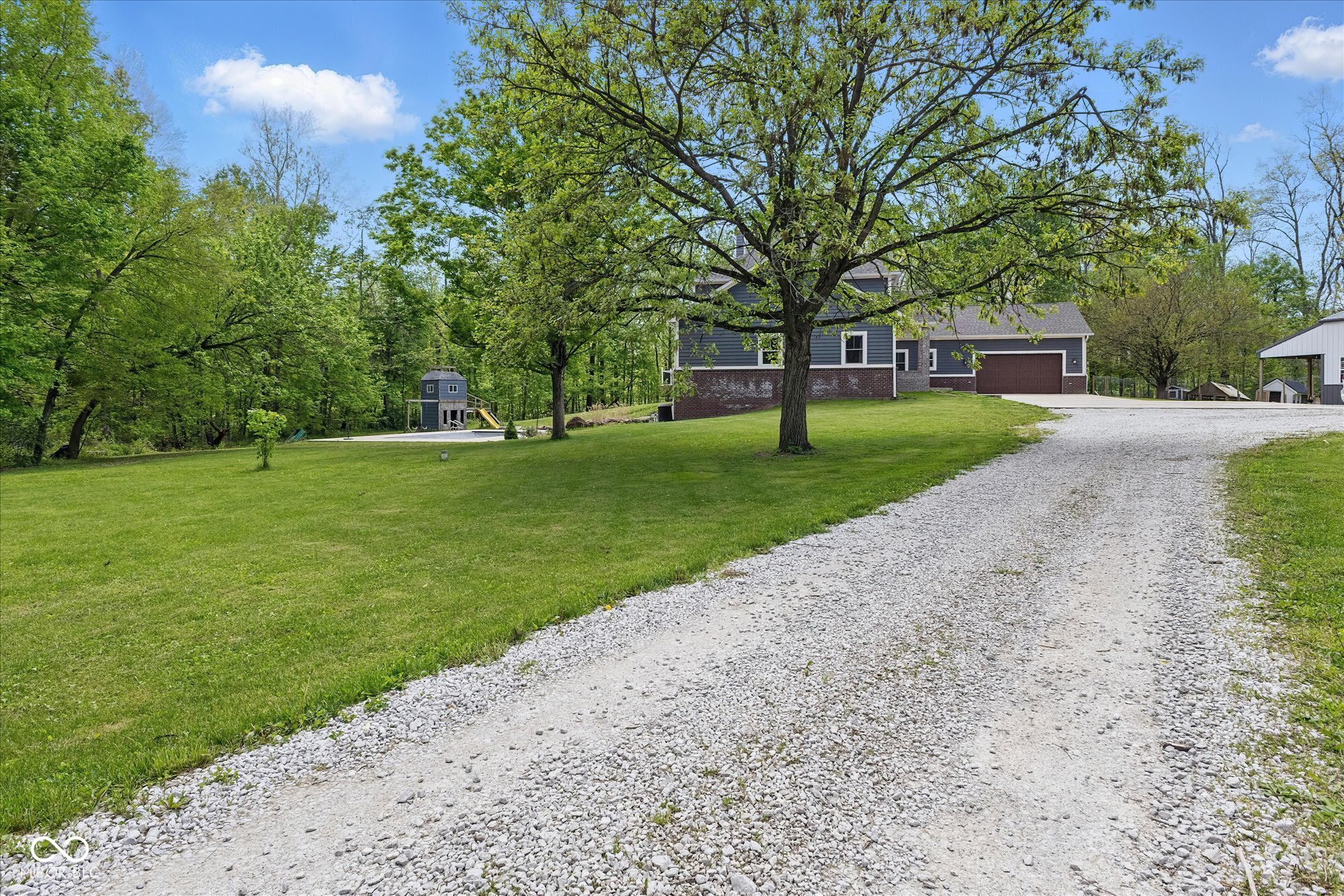 1490 N County Road 50 E