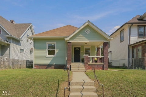Photo of 1209 N Parker Avenue, Indianapolis, IN 46201 (MLS # 22126042)