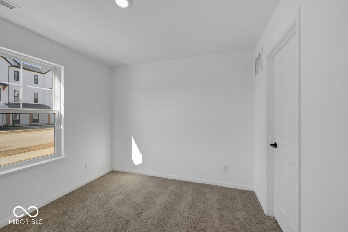 4475 Yellowwood Avenue