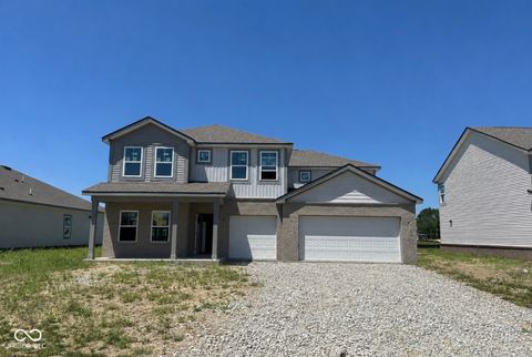 Photo of 238 Aster Way, Greenfield, IN 46140 (MLS # 22102173)