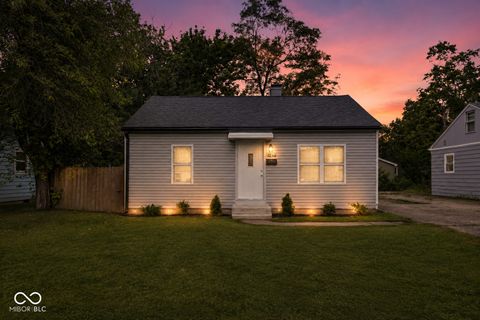 Photo of 2246 N Goodlet Avenue, Indianapolis, IN 46222 (MLS # 22109519)