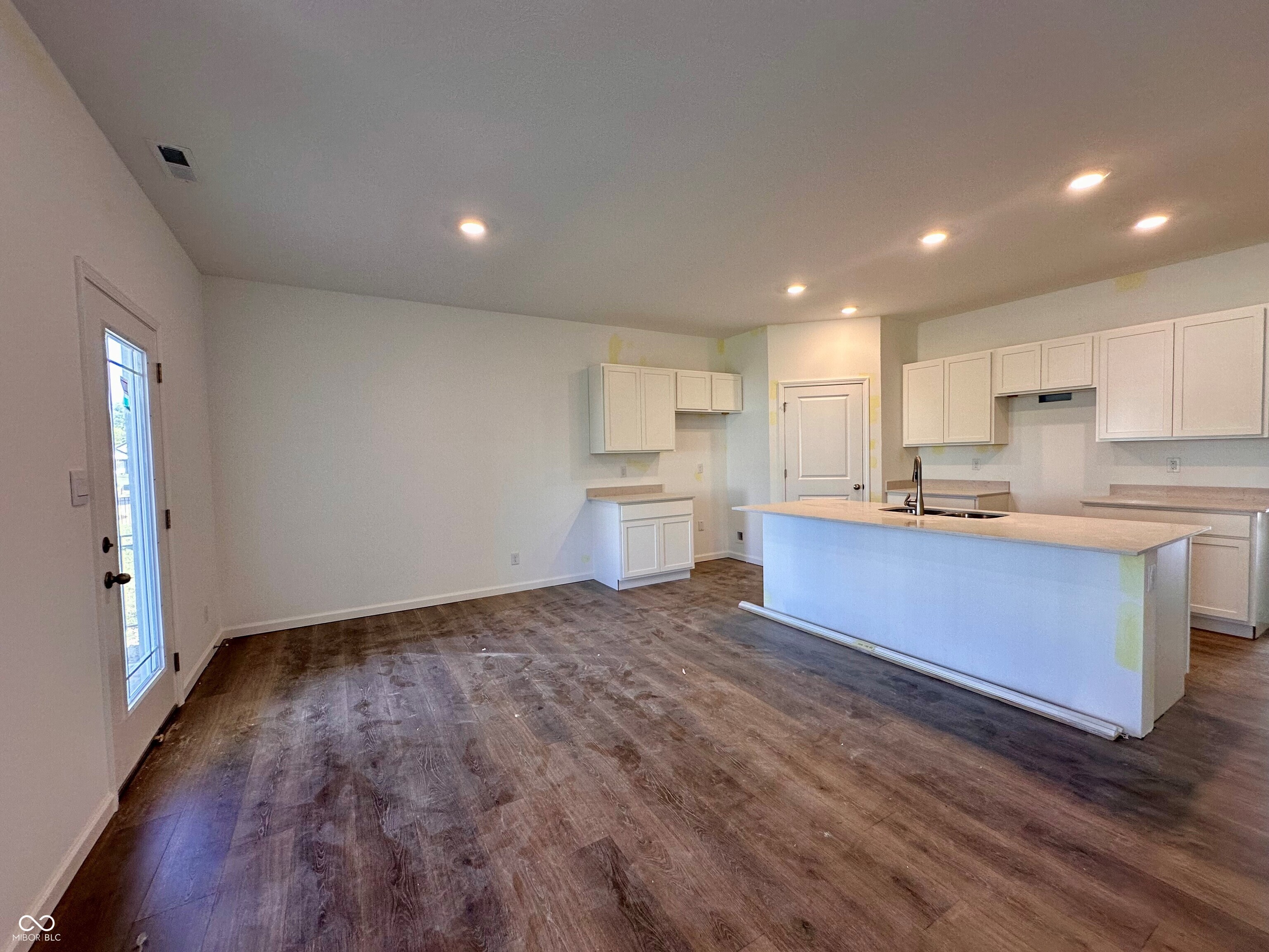 1696 Winn Court