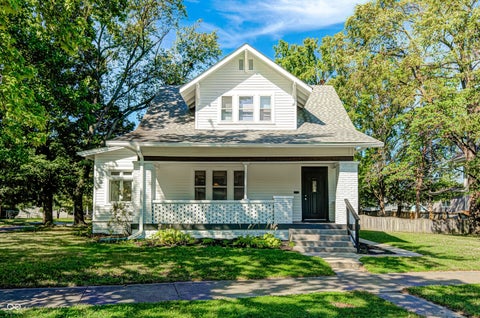 Photo of 4214 Otterbein Avenue, Indianapolis, IN 46227 (MLS # 22124414)