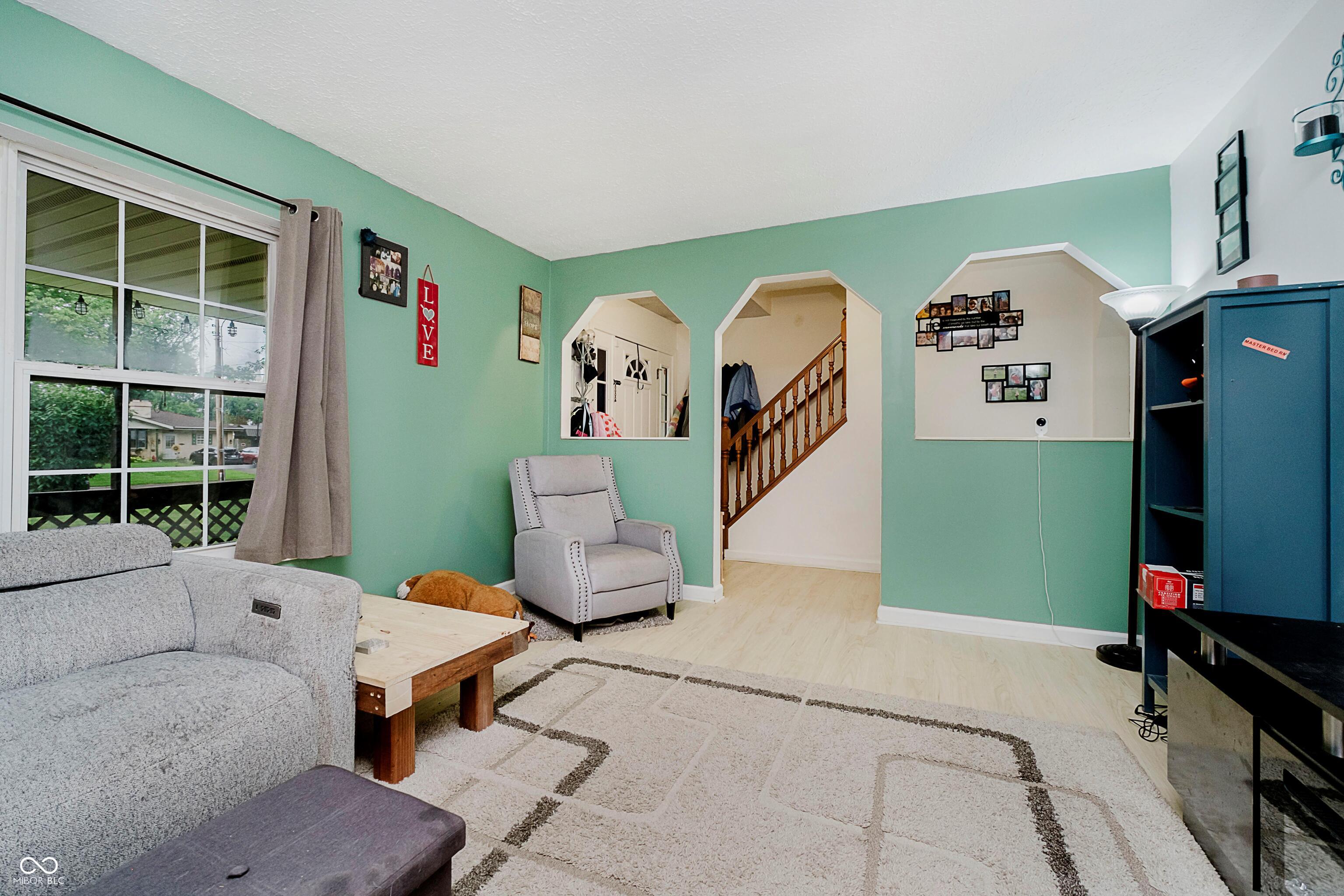 1116 Sandra Drive