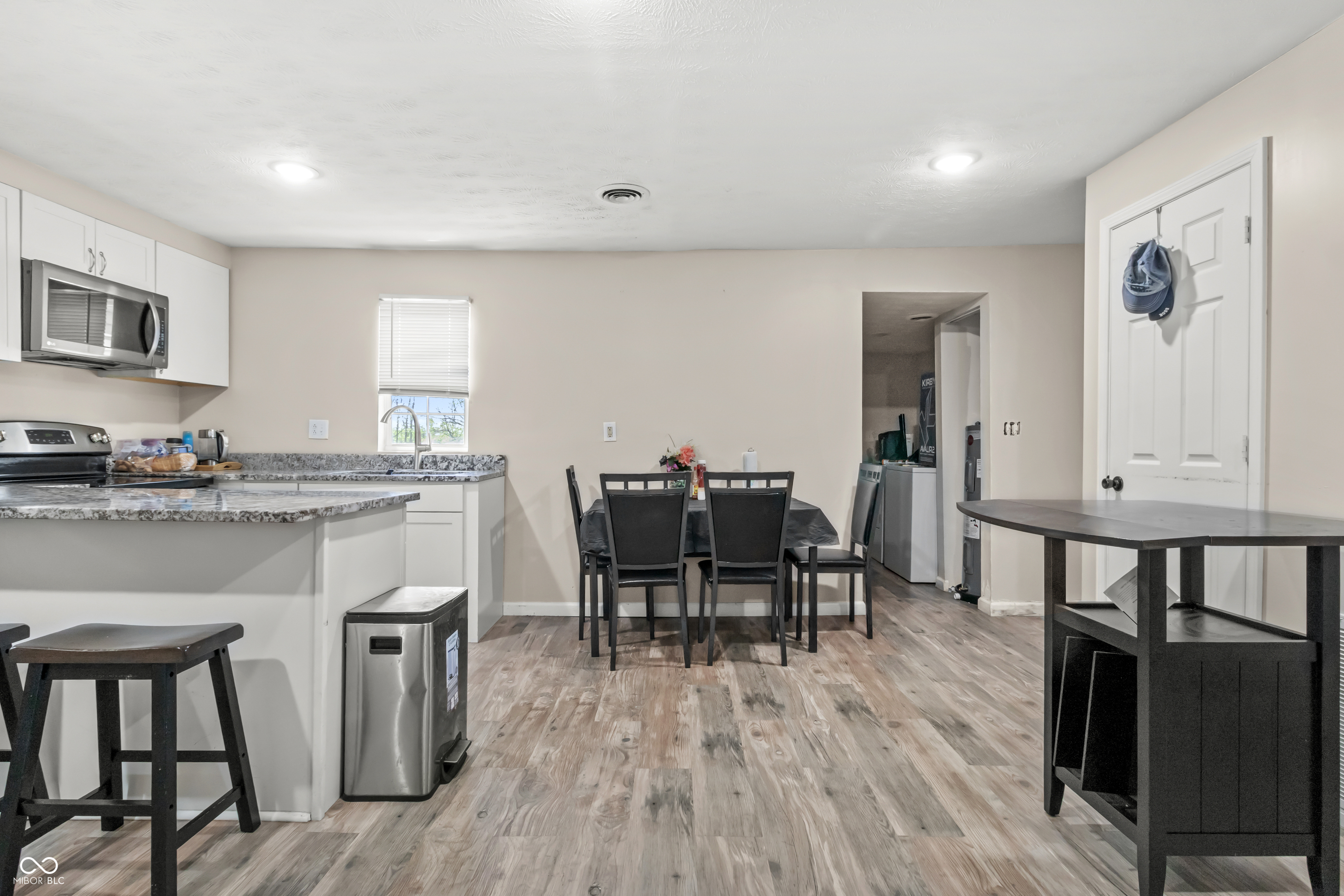 20 N Galeston Avenue