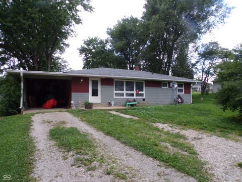 Photo of 206 N Hobson Street, Hillsboro, IN 47949 (MLS # 22114612)