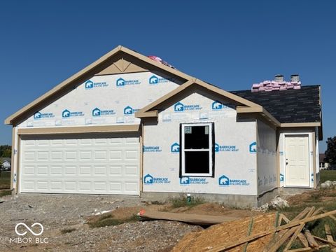 Photo of 3632 Windstar Court, Columbus, IN 47203 (MLS # 22066561)