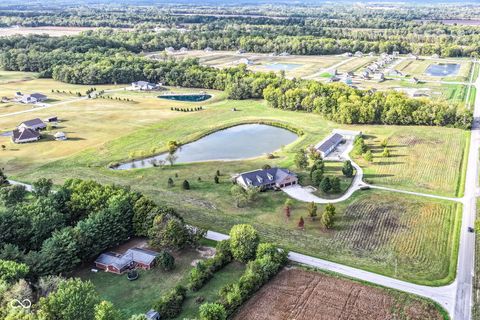 5998 S County Road 400 E Clayton IN 46118