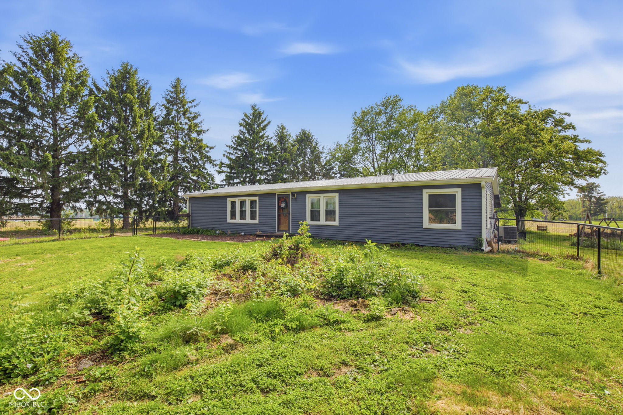 160 W Union Road