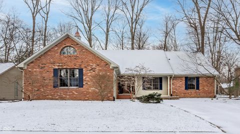 Photo of 7428 Cherryhill Drive, Indianapolis, IN 46254 (MLS # 22089830)