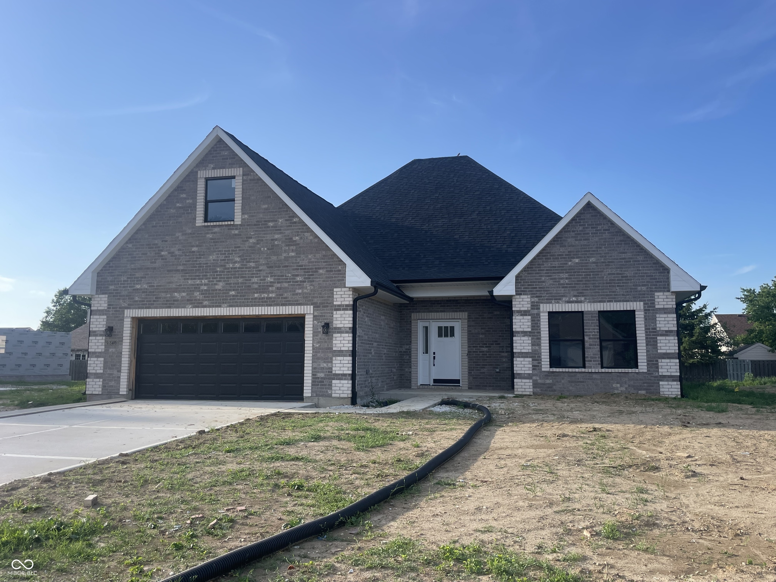2540 Chrystal Woods Drive