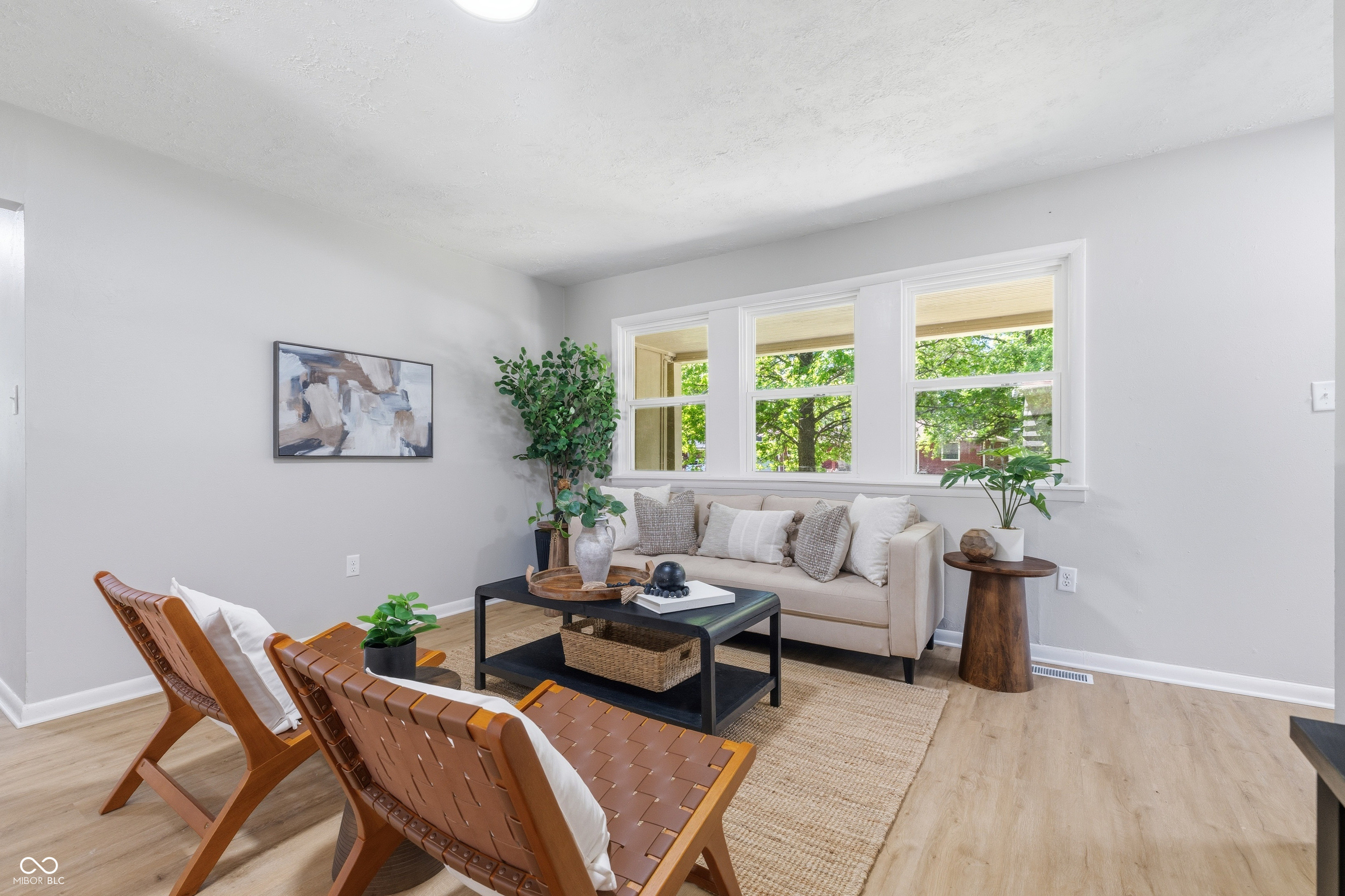 5578 Henderson Drive