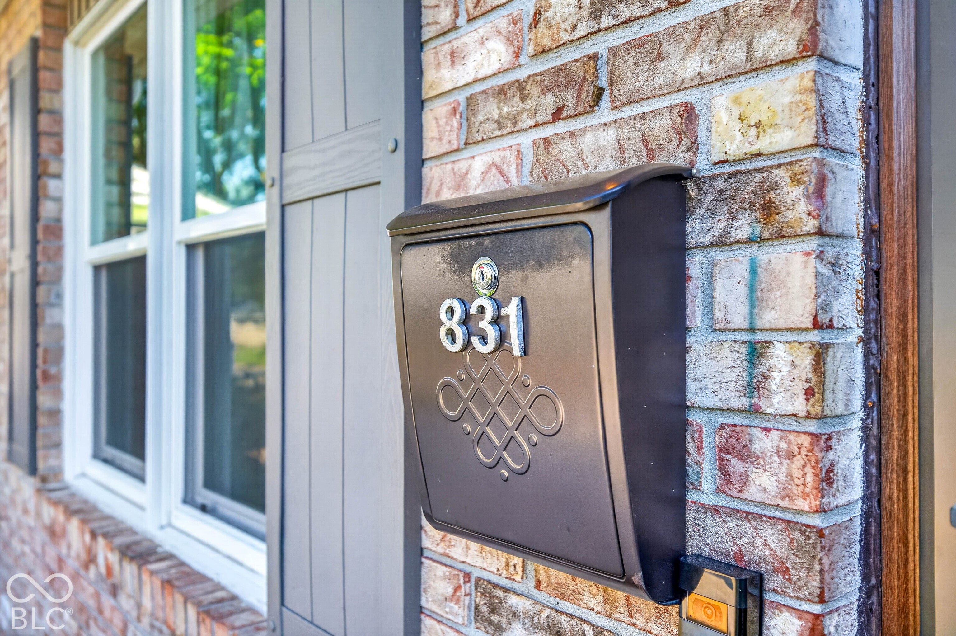 831 Sarasota Drive