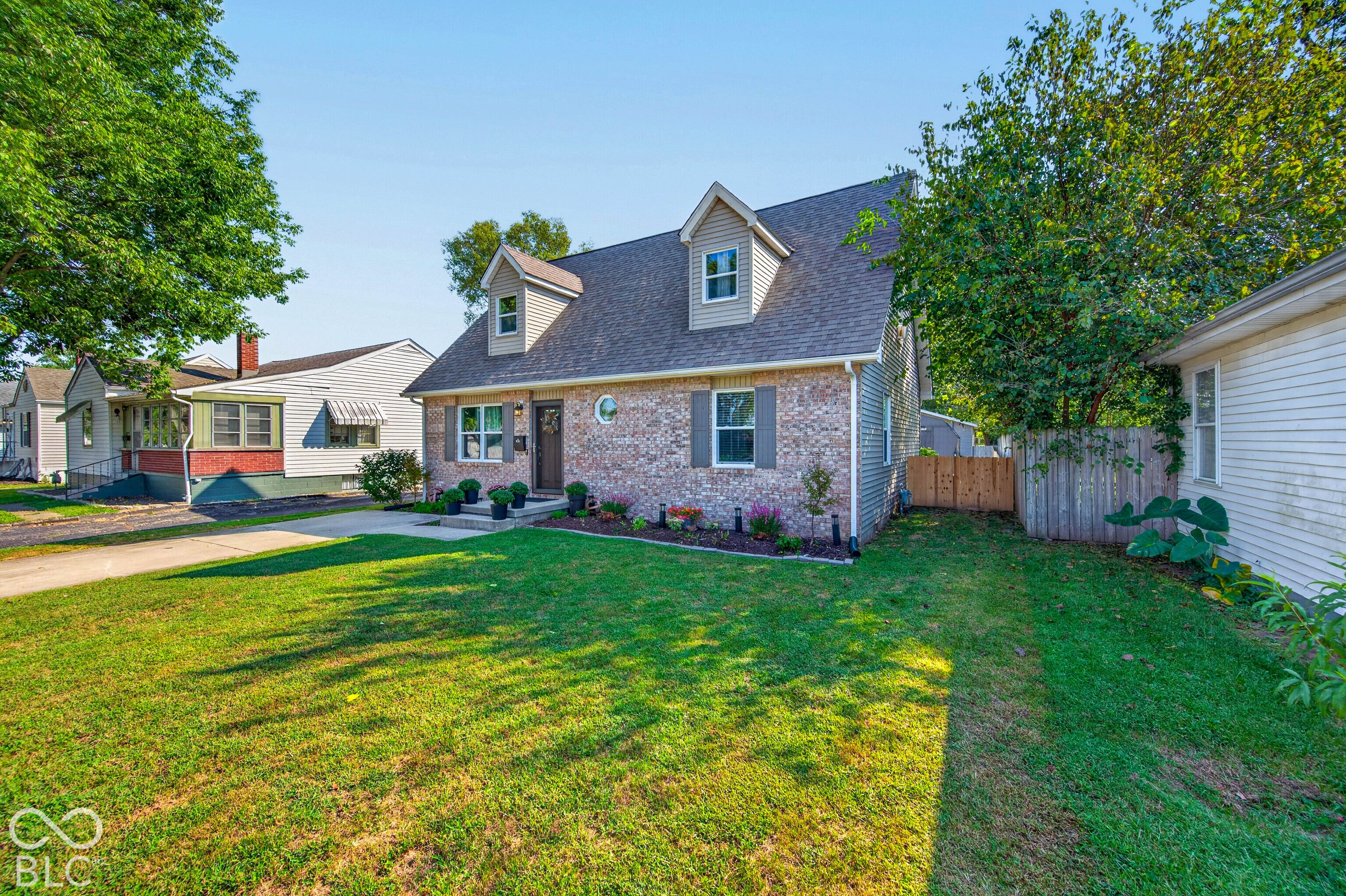 831 Sarasota Drive
