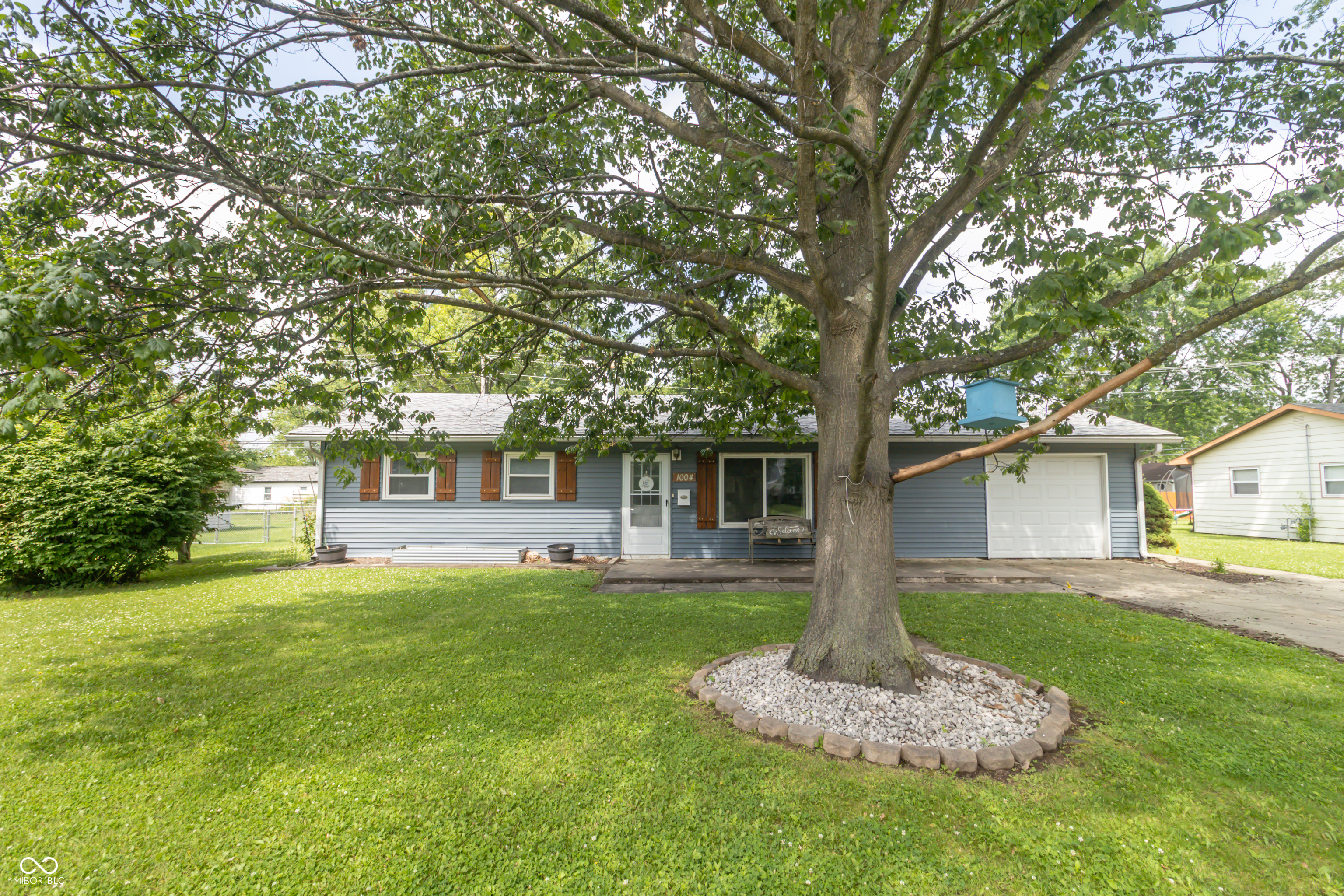1004 Oak Boulevard