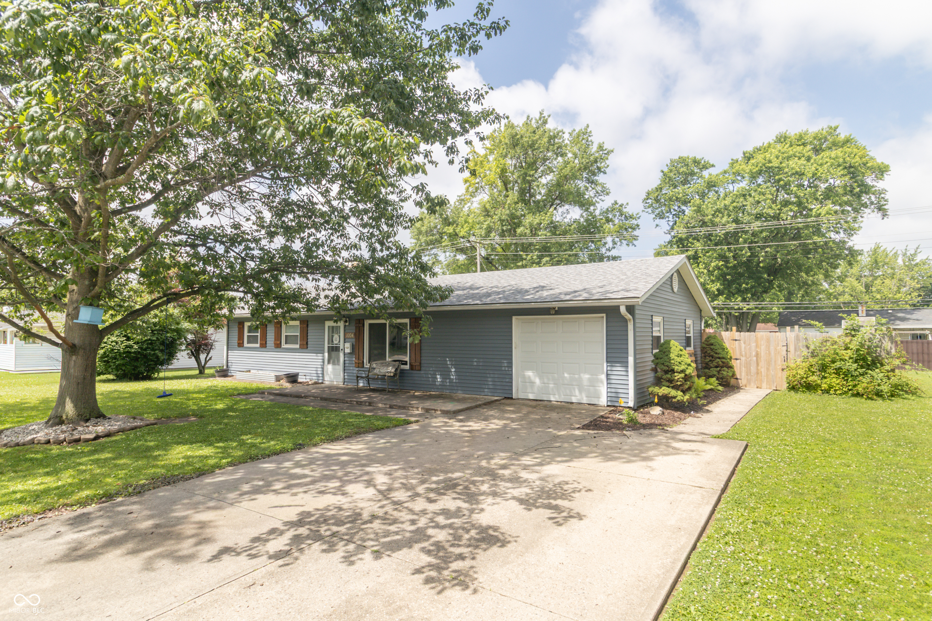 1004 Oak Boulevard