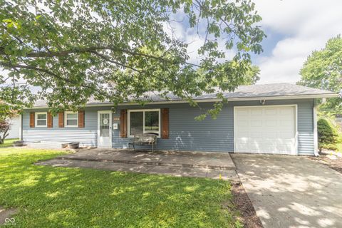 Photo of 1004 Oak Boulevard, Greenfield, IN 46140 (MLS # 22106734)